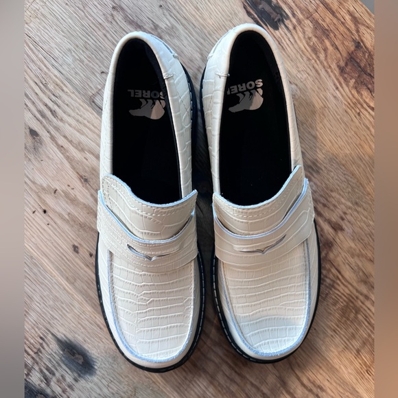 Sorel Joan Now City Loafer NWOT - Picture 5 of 10